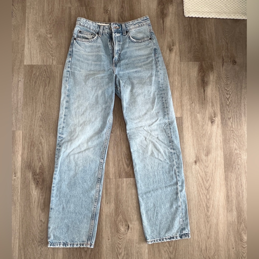 NWOT Zara Women's Light Blue Straight Jeans